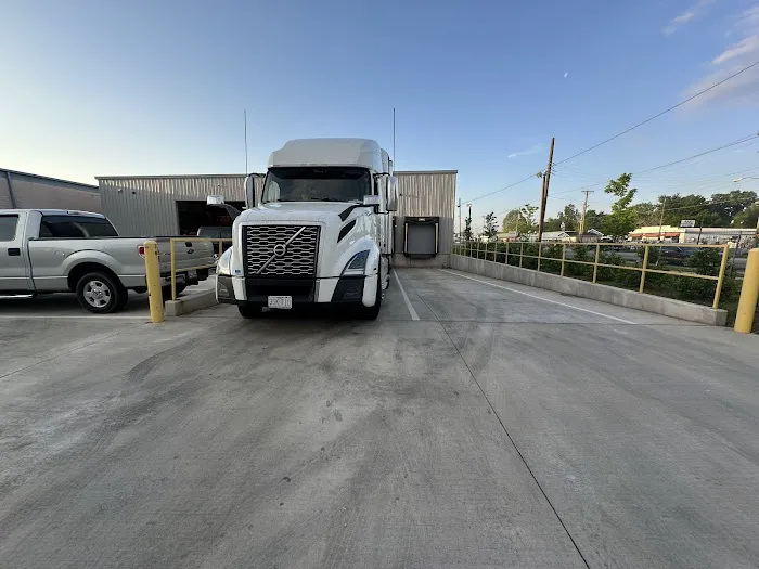 Ed's Supply Co Picture 3