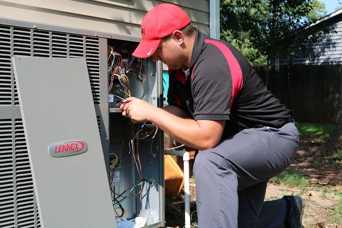 Huneycutt Experts Picture 1