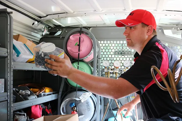 Huneycutt Experts Picture 7