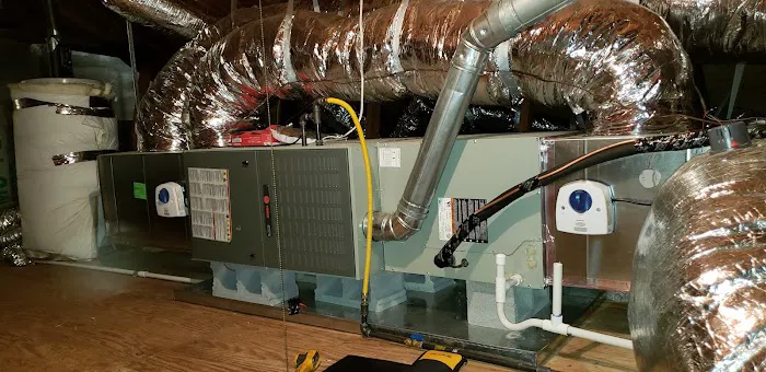 Air Carolinas Picture 9