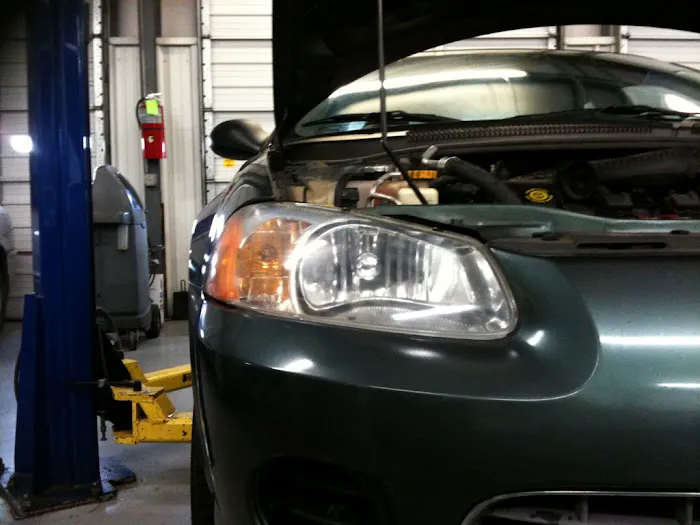 Woodard's Automotive Maintenance & Repair Center Picture 10