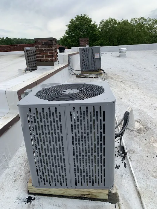 Hollifield Heating and Cooling Picture 9