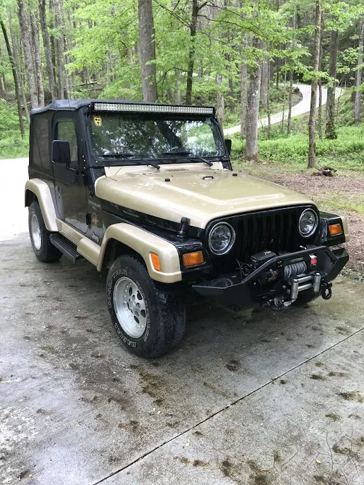 Phil's Garage Picture 2