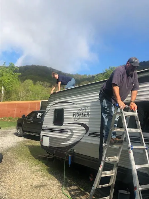 RV Tech & Inspect Picture 6