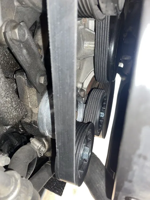 Green's Automotive Repair Picture 2