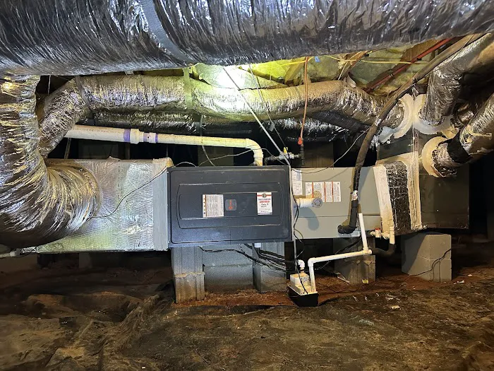 Travis Crawford Heating Cooling & Plumbing Picture 7