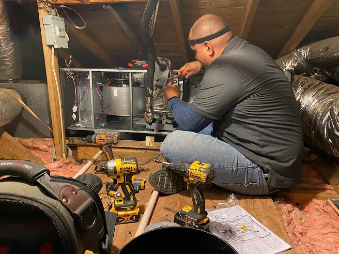 Robinson Services HVAC Picture 2