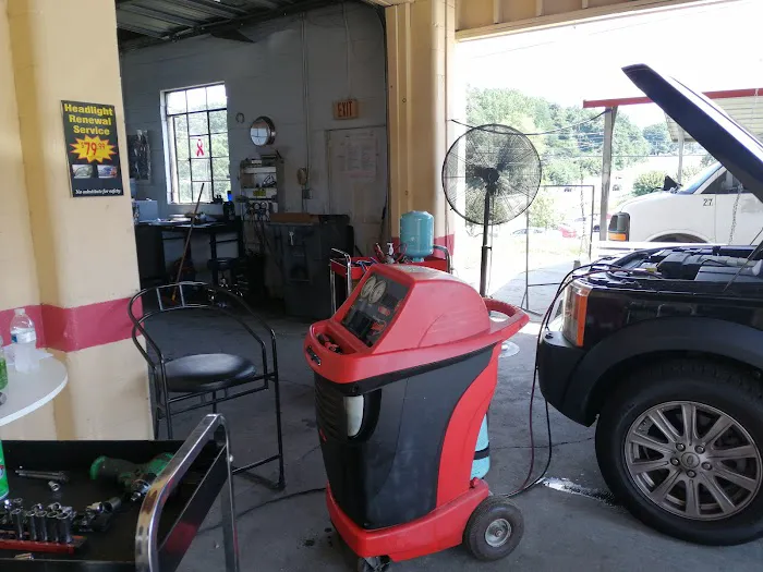 Hill's A/C & Car Care Picture 3