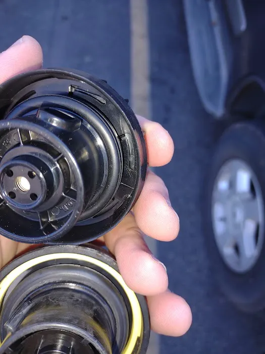 Hill's A/C & Car Care Picture 4