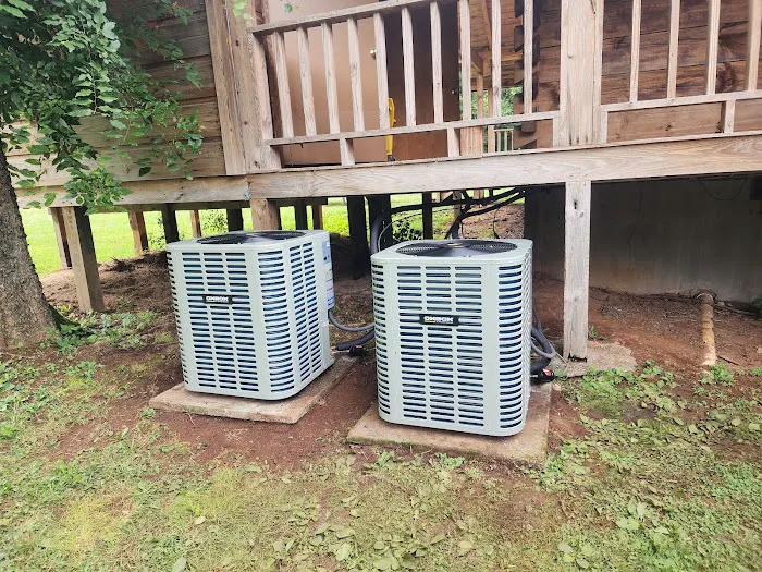 Doctor Cools Heating & Air Picture 1