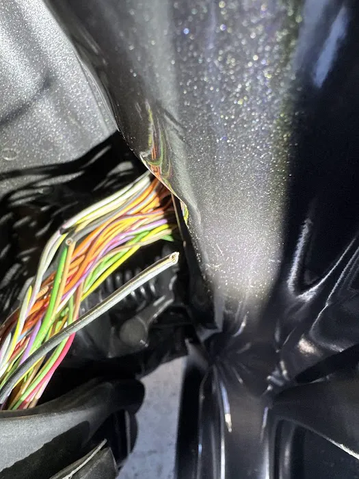 D.A.D.S. Garage Picture 2