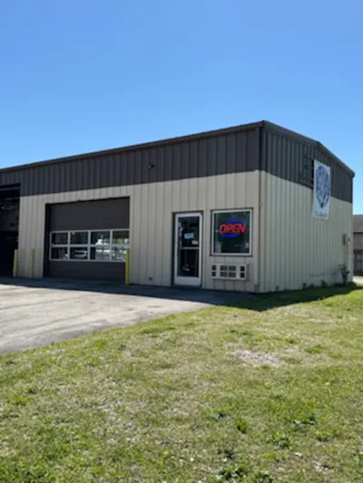 D.A.D.S. Garage Picture 10