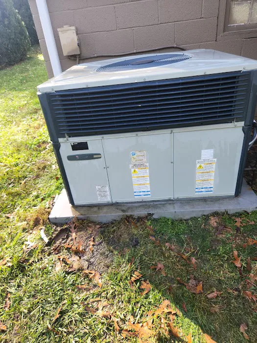 Howard & Son Air Repair and Maintenance Services Picture 8