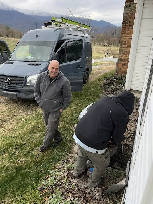 Crown Heating & Air Picture 1