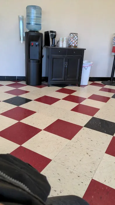 Clark's Professional Car Care - D'Iberville Picture 3