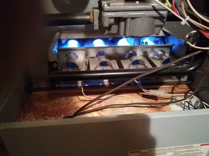 Holland's Discount Cooling and Heating LLC Picture 1