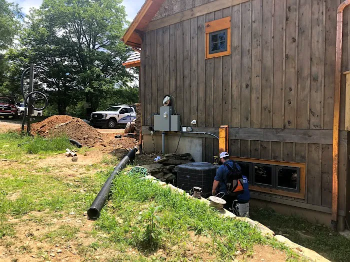 Blue Ridge Air Picture 6