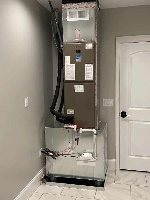 Newman Air Picture 2