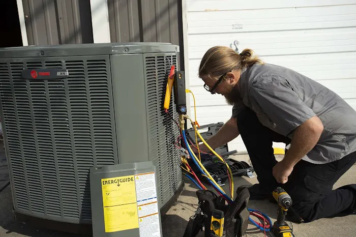 Lark Heating and AC Gulfport Picture 4