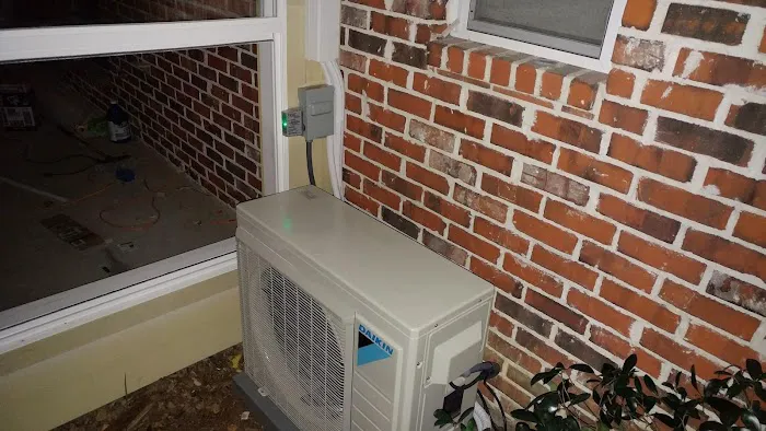 Bruce's A/C Heating & Refrigeration Picture 1