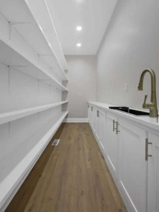 English Service Company Picture 4