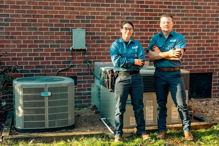 Lee Company Picture 3