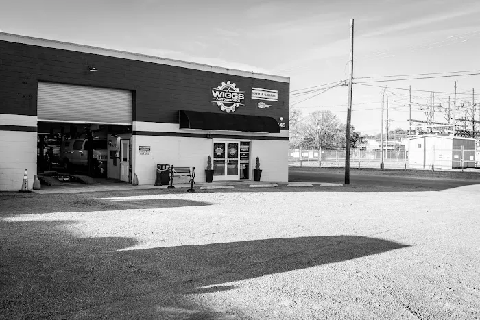 Wiggs Auto Service Picture 5