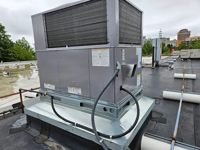 Pioneer Heating Cooling Inc. Picture 7