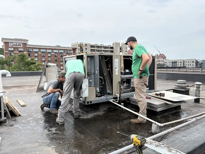 Hometown Air Picture 4