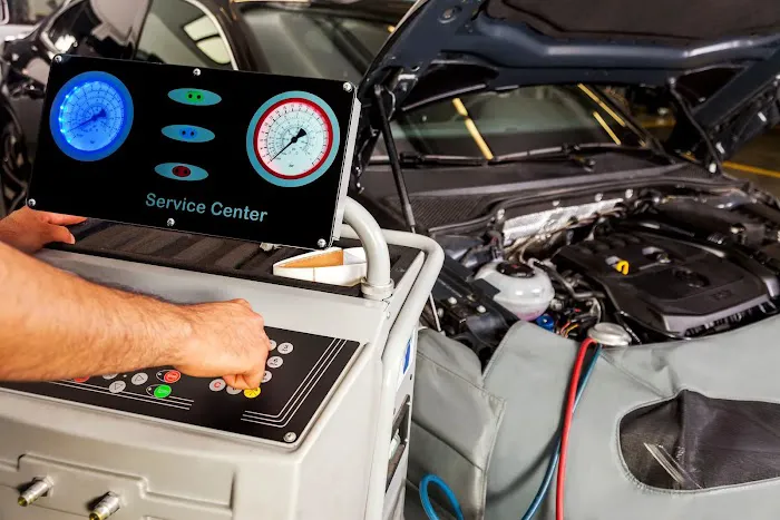 The Garage Picture 6