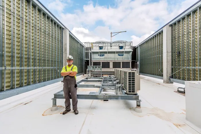 Lee Company Picture 7