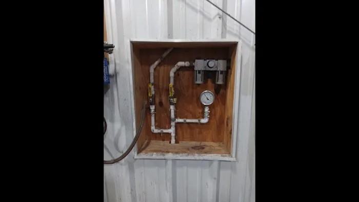 Eddie Electric Picture 3