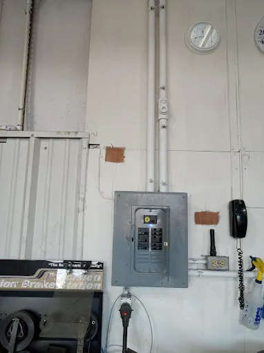 Eddie Electric Picture 4