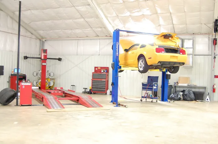 Cape Fear Automotive Tire and Service Center Picture 10