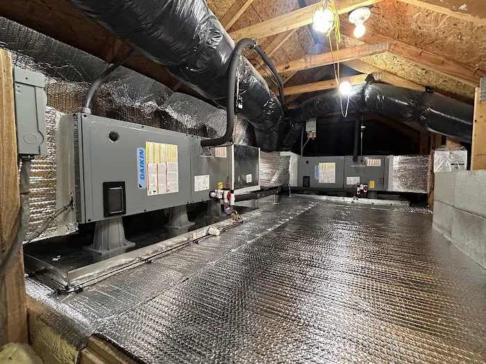 910 Air LLC Picture 1