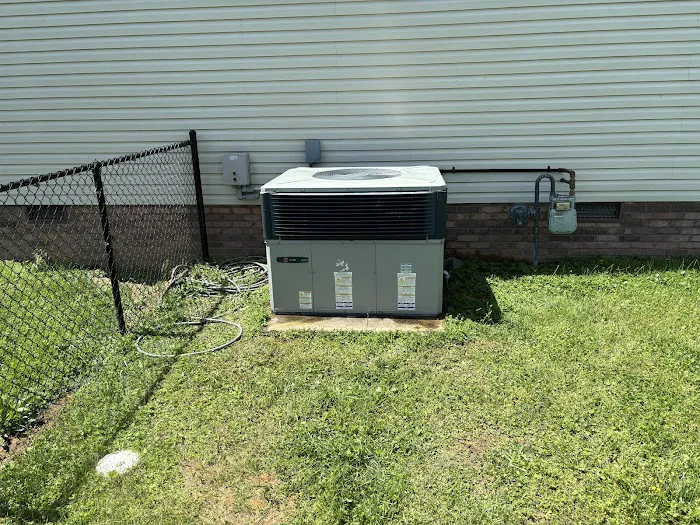 East TN Heat & Air LLC Picture 2