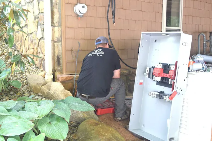 Southeast Generator Electrical and Hvac Picture 3