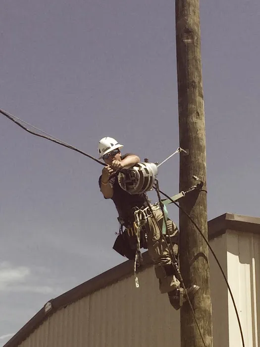 Lloyd's Electric Service, Inc. - Knoxville Picture 5