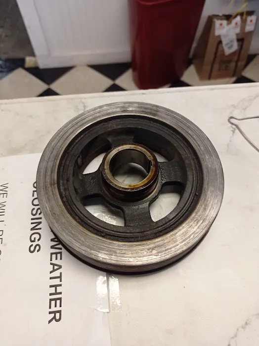 Maxi Auto Service Center Picture 6