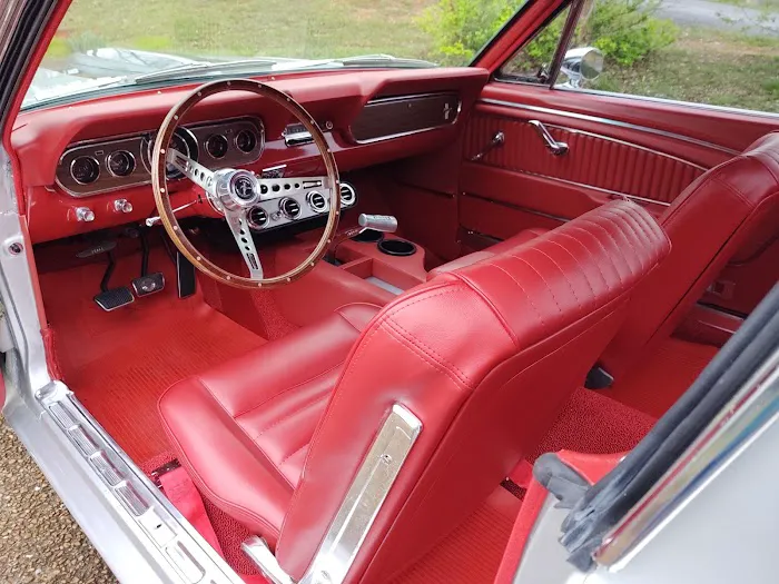 Maxi Auto Service Center Picture 3