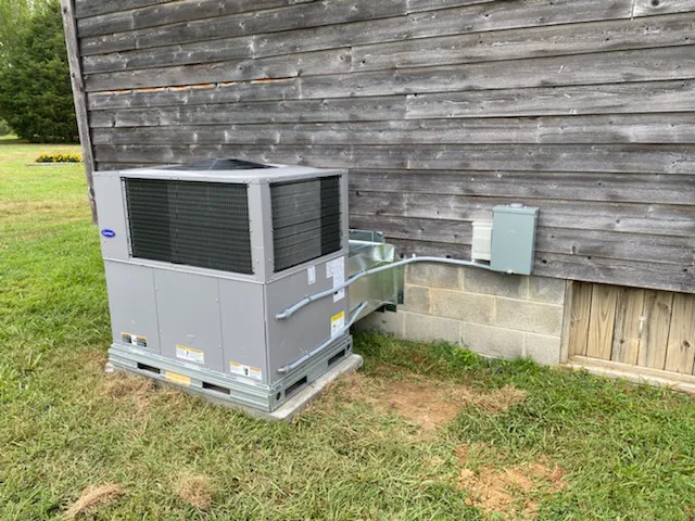 D E Hill & Son Inc Picture 2