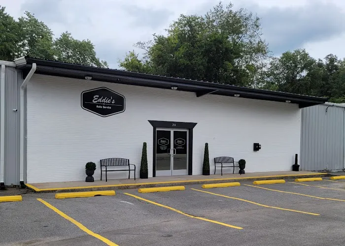 Eddie's Auto Service Kingston Picture 1