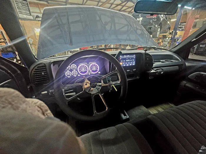 Auto Plus Repair and Service Picture 4