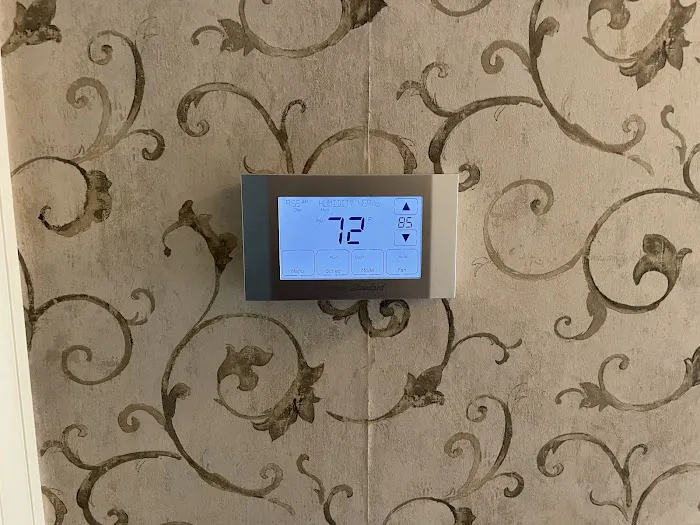 Helton's Service Company, Inc. Picture 6