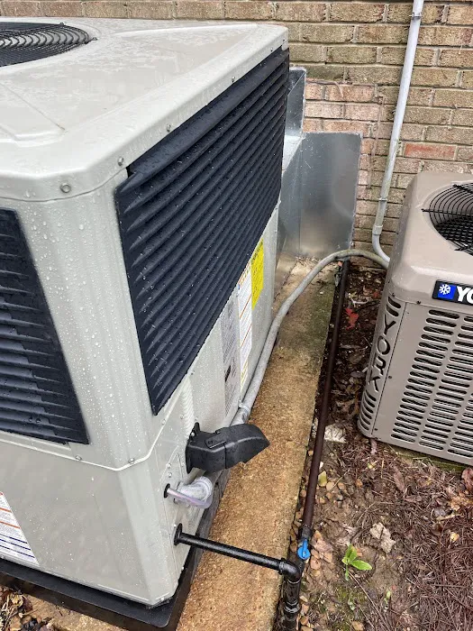 Helton's Service Company, Inc. Picture 7