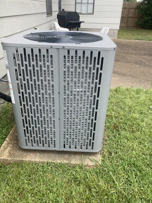 Mister Greenway AC Repair, Heating, Plumbing & Electrical Picture 8