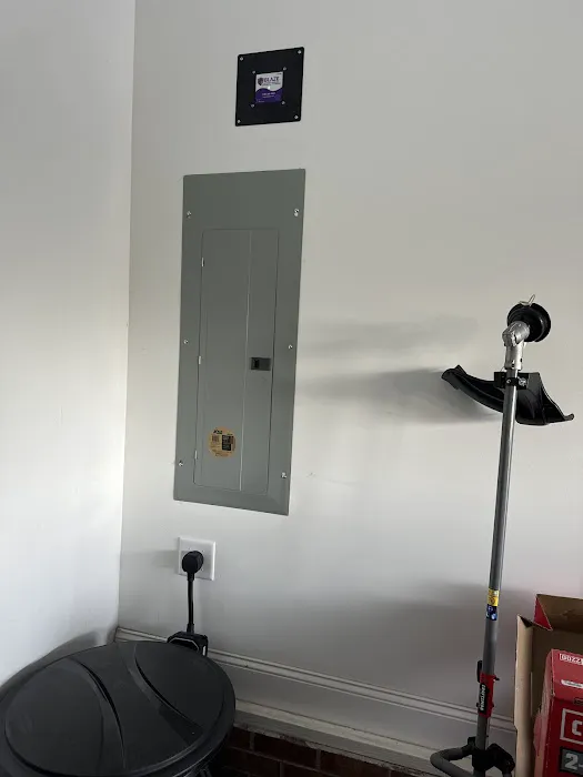 Blaze Heating, Cooling, Electrical & Plumbing - Triad Picture 4