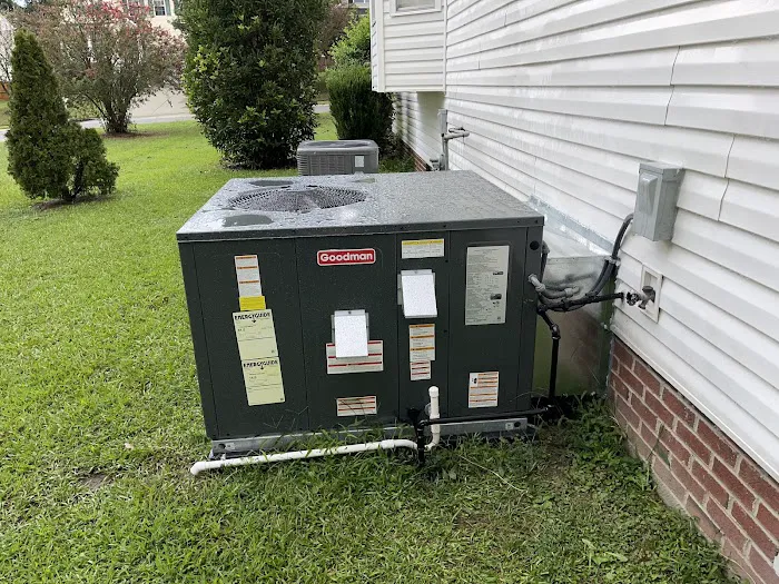 RDU SERVICES Heating & Air Conditioning, LLC. Picture 5