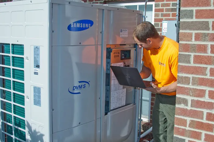 Blue Hat Mechanical Picture 6