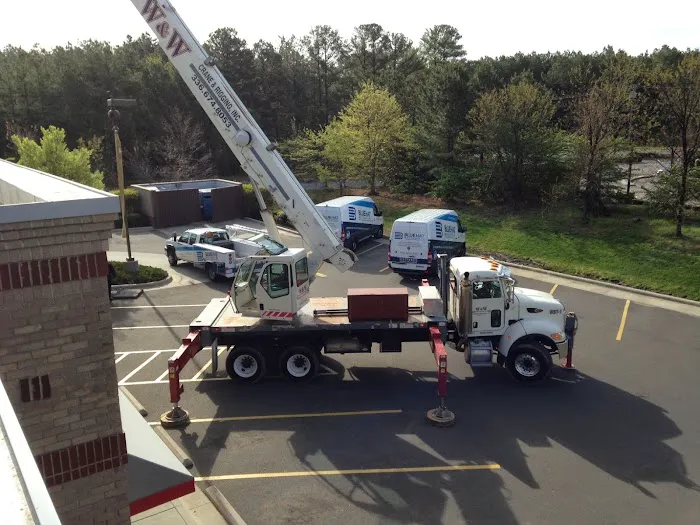 Blue Hat Mechanical Picture 1